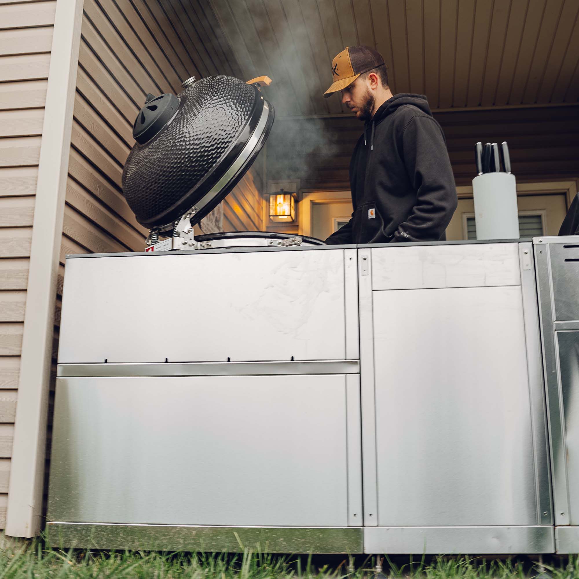 Kong Corner Built-In Cabinet